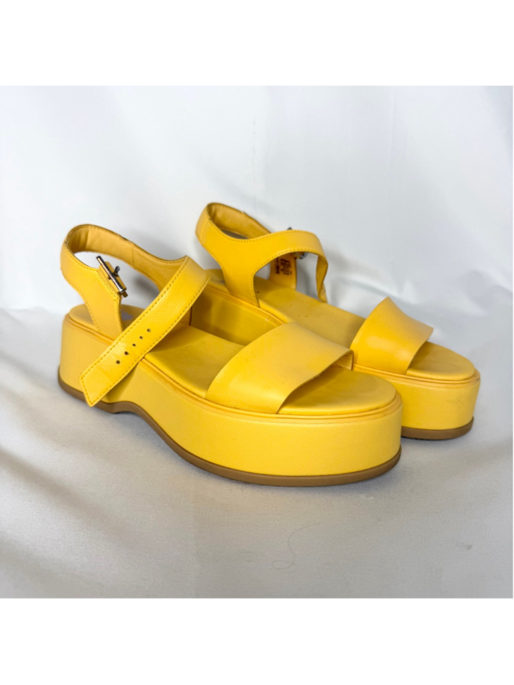 Women's Sorel Platform Sandals Yellow Size 9